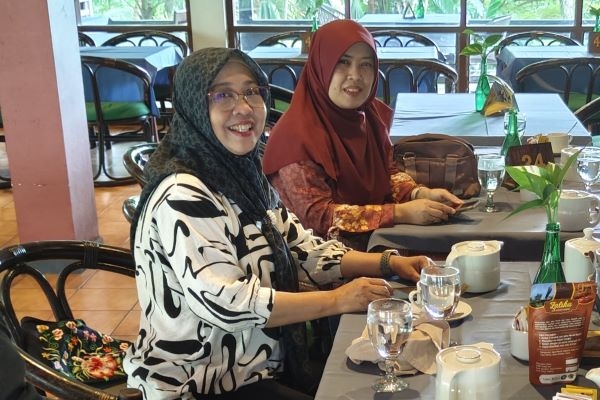 Prof. Rahmawati: Melalui Program Padanan Kedaireka, Kembangkan Sensory Branding melalui Minyak Atsiri