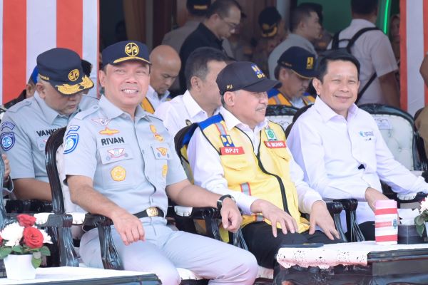 3 600 Direktur Utama PT Jasa Raharja Rivan A. Purwantono Turut hadir pelaksanaan Apel Gelar Pasukan Operasi Ketupat 2025