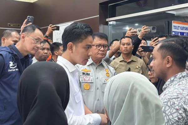 Plt Direktur Utama Jasa Raharja Rubi Handojo Dampingi Wapres Gibran 600