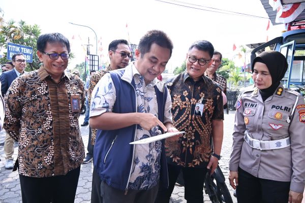 Layanan  Samsat Mobile Lima Tahunan SAMOLI wrkt 600