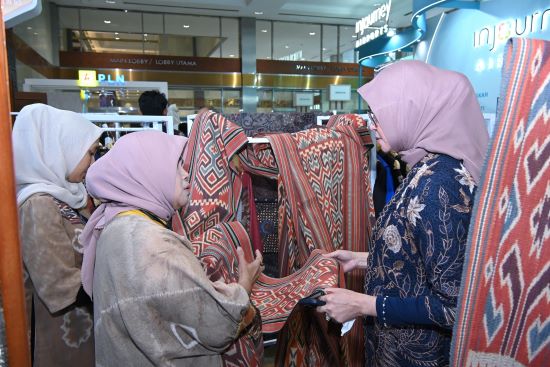 550 BN 1 Plt Direktur Utama Jasa Raharja Dewi Aryani Suzana di INACRAFT 2025